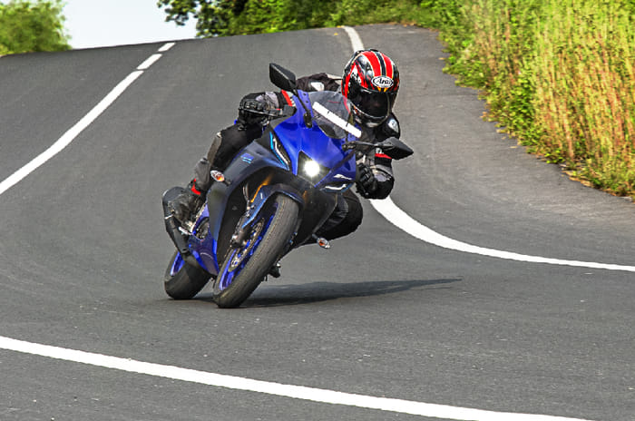  Yamaha YZF-R15 version 4.0 review, test ride 